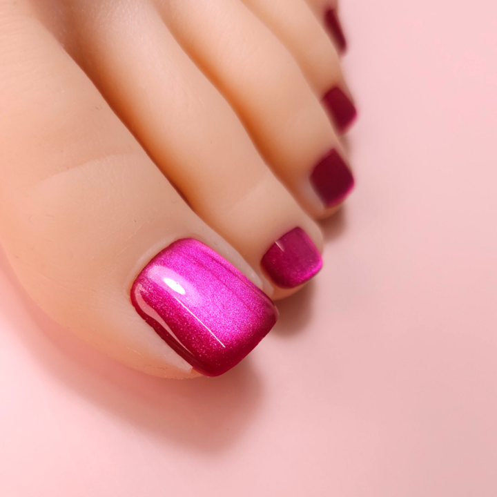 ICEGEL Tango Star Galaxy Cat Eye Gel swatches